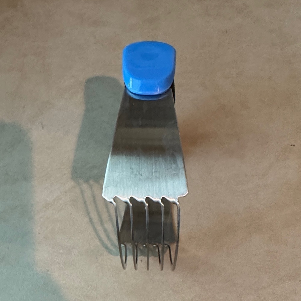 Goodcook Stainless Steel Pastry Blender with Black Handle - Picture 2 of 4
